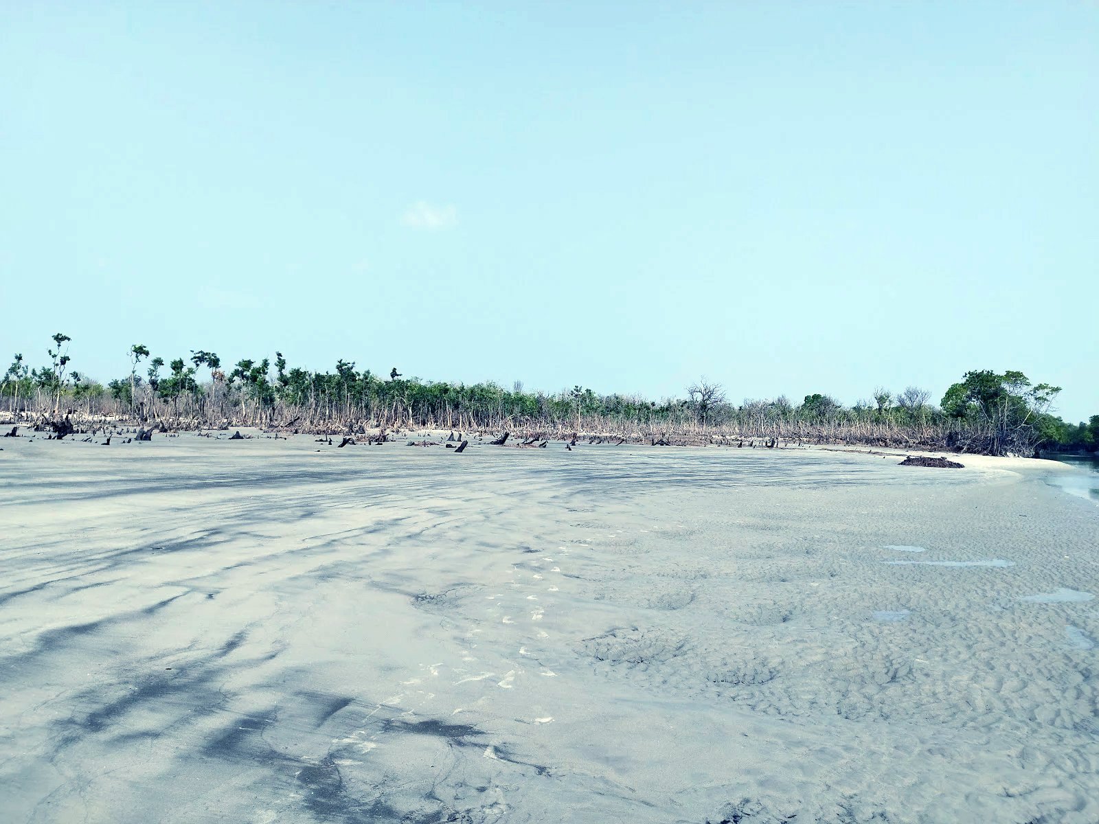 Mandarbaria Beach